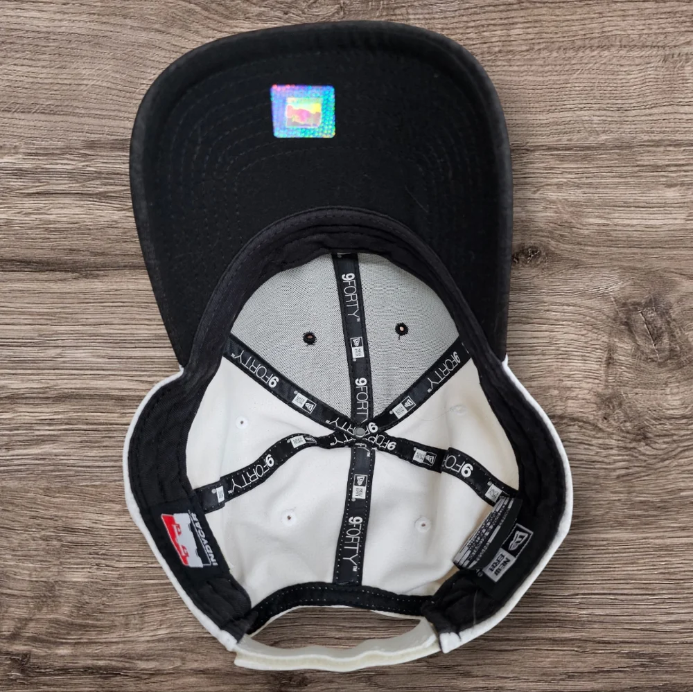 Hat - Picture 6 of 10